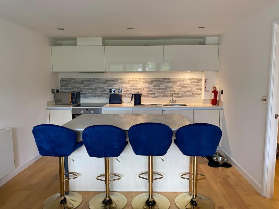 New Quay Modern Apartment, Fistral Beach מראה חיצוני תמונה